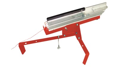 IJ101111 clayfeed.jpg